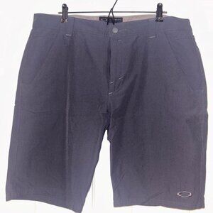 Oakley Men's Navy Blue Shorts, 38W